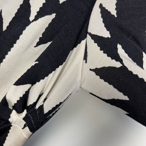 Diane Von Furstenberg Native Hound Aztec Silk Lorah Dress DVF women’s size 2 - Picture 8 of 13